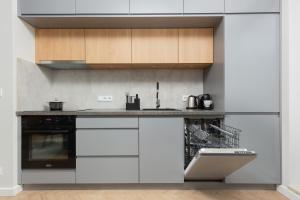 Kuchyňa alebo kuchynka v ubytovaní Mokotów Apartment LUX with Parking by Renters Prestige