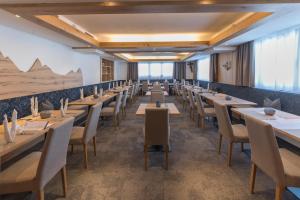 Restauracja lub miejsce do jedzenia w obiekcie Ferienhotel Bergland