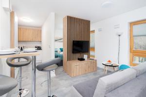Area tempat duduk di Apartments Awanport Gdynia by Renters