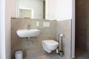 Koupelna v ubytování Ferienhaus Klint in Lancken + 22 fotografií