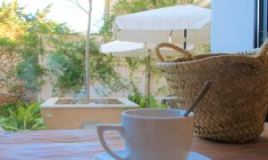 Patio alebo iná vonkajšia časť ubytovania Boutique Hotel Petit Sant Miquel