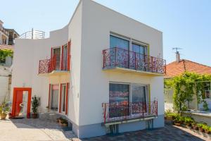 Foto dalla galleria di Domus Apartments a Trogir