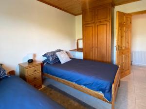 Giường trong phòng chung tại Cottage 396 - Roundstone