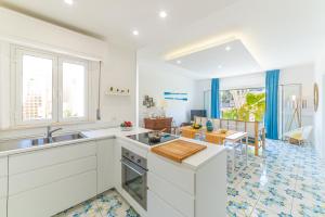 Kuchyňa alebo kuchynka v ubytovaní TaoApartments - Casa Salina