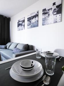 Posedenie v ubytovaní Plac Grzybowski Apartment