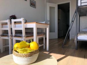 Postel nebo postele na pokoji v ubytování Studio front de mer - Menton Garavan