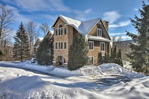 Gallery image of Spacious Winhall Home about 1 Mi to Stratton Mtn! in Stratton Mountain