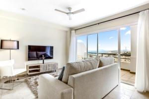 A television and/or entertainment centre at Manilva Townhouse with spectacular views of Gibraltar