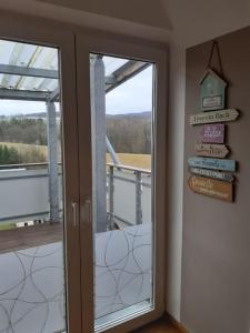Fotografie z fotogalerie ubytování Schöne und ruhige Ferienwohnung in Ottendorf v destinaci Sebnitz