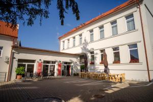 Budova, v ktorej sa hotel nachádza
