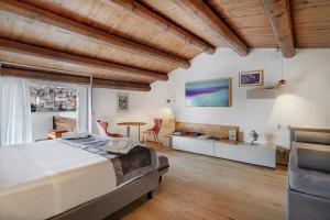 Postel nebo postele na pokoji v ubytování Dimora Bonafede Ibla Design Rooms