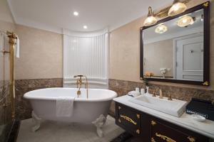 Ένα μπάνιο στο Silk Path Boutique Hanoi