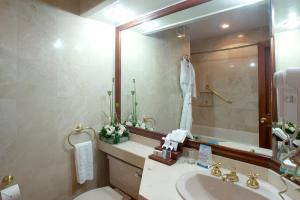 Koupelna v ubytování Hotel Dann Carlton Bogota