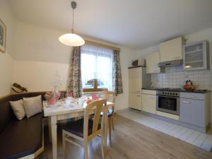A kitchen or kitchenette at Apartment in Flachau near Salzburg Alps Még 5 kép