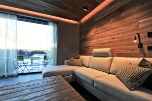 Posezení v ubytování Alpiner Glam Penthouse in der Residenz Silvretta - Inklusive Silvretta Card Premium