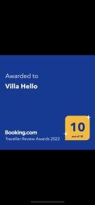 パレオ・ティフリキにあるVilla Helloの携帯電話のスクリーンショット