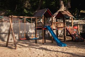 Herní místnost nebo prostor pro děti v ubytování WHITE SHARK RESORT