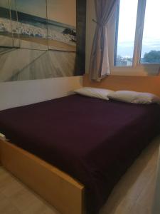 Posteľ alebo postele v izbe v ubytovaní Marahanata Jadwin 1 BEAUTIFUL 1 BED ROOM FLAT