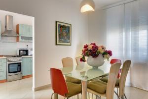 Küche/Küchenzeile in der Unterkunft Apartments Villa Delia