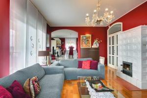 Ein Sitzbereich in der Unterkunft Apartments Villa Delia