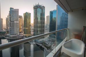 Gallery image of Walking Distance to Metro! FULL Canal View in Dubai