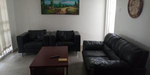 Afbeelding uit fotogalerij van CommonLens Inn in Entebbe