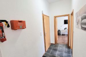 TV a/nebo společenská místnost v ubytování 3 room apartment in Hagen Eilpe