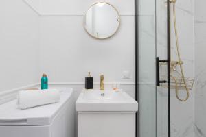 Fotografia z galérie ubytovania Stylowy Apartament blisko Plaży Gdynia Śródmieście by Noclegi Renters v destinácii Gdynia