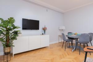 Fotografia z galérie ubytovania Stylowy Apartament blisko Plaży Gdynia Śródmieście by Noclegi Renters v destinácii Gdynia