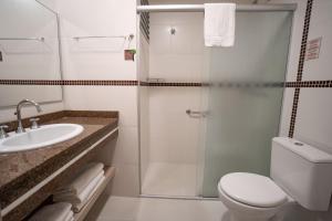 Um banheiro em Complexo Eco Cataratas Resort by SJ