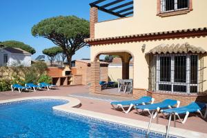 Bazén v ubytování Villa Fátima nebo v jeho okolí