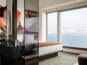 Un lugar para sentarse en EAST Hong Kong