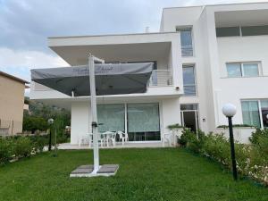 Vonkajšia záhrada v ubytovaní Residence Chanel