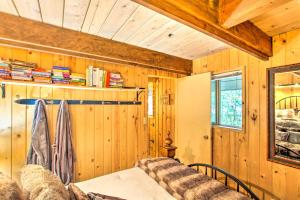 Gallery image of Cozy A-Frame with Hot Tub, Fire Pit, and Fireplace! in Packwood