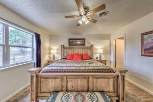 A bed or beds in a room at Ruidoso House with Beautiful Indoor and Outdoor Space!