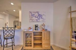奥沙克湖Water Views and Pool Access Lake Ozark Escape!的相册照片