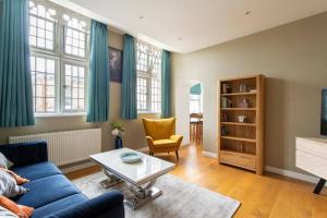 Gallery image of Idyllic city centre apartment in Canterbury in Kent