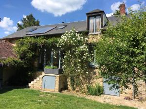 Κήπος έξω από το Le Clos des Noues