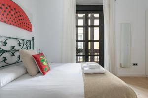 Imagen de la galería de Holiday Rentals Tempa Museo, en Sevilla