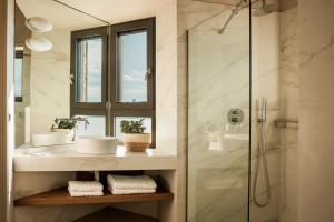 Ένα μπάνιο στο Zeus Exclusive Villas +98 φωτογραφίες