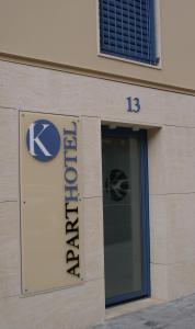 Imagen de la galería de Aparthotel K, en Figueres