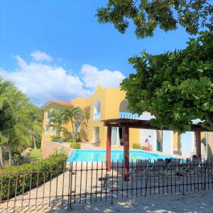 Bazén v ubytování Villas & Resort Luz de Luna nebo v jeho okolí