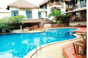 Bazén v ubytování Mac Resort Hotel nebo v jeho okolí