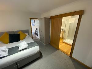Gallery image of Highland Stays - Ben View Room & Jacuzzi Bath in Fort William
