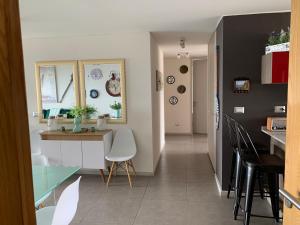 Köök või kööginurk majutusasutuses Tantum Concon Apartment