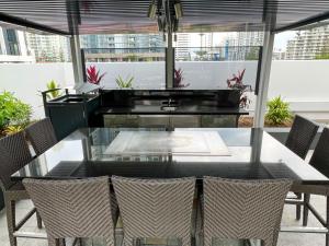Galería fotográfica de Level 30 Oracle Tower 2 Stunning views and free parking - GC Getaways en Gold Coast