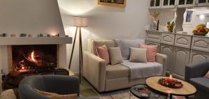 A seating area at Aria House
