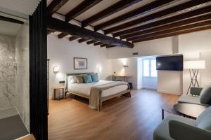 Gallery image of EtxeAundi Hotel Boutique in Oñate