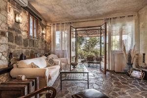 Posezení v ubytování Villa Gioia - Secret gem with private garden