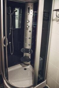 Koupelna v ubytování Dmitrov Golf Resort быв Сорочаны